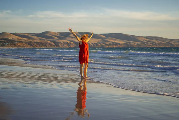 Happy Attractive Mature Woman Red Dress Enjoying Outdoors Freedom Beach — Stock Photo, Image