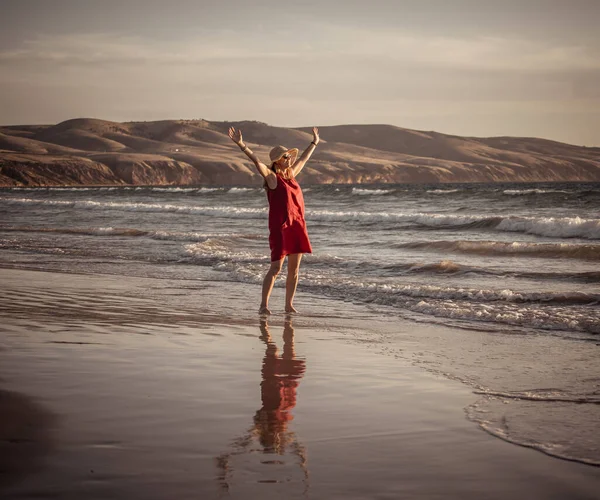 Happy Attractive Mature Woman Red Dress Enjoying Outdoors Freedom Beach — Stock Photo, Image