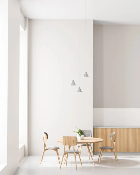 Yemek masası içeren geniş modern mutfak. Minimalist yemek salonu — Stok fotoğraf