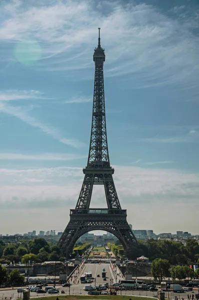 埃菲尔铁塔和花园从巴黎的特罗卡德罗看到 — 图库照片