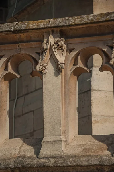 Dekoracja w gotyckim Saint-Jacques Tower w Paryżu — Zdjęcie stockowe
