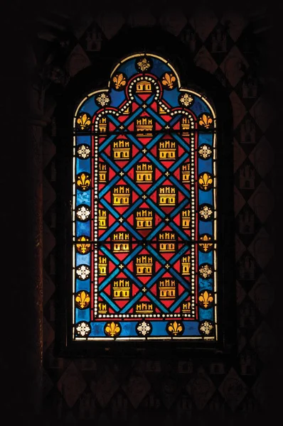 Vidros coloridos manchados na Sainte-Chapelle em Paris — Fotografia de Stock