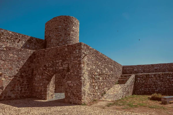 マルバオ城の石垣の入り口 — ストック写真