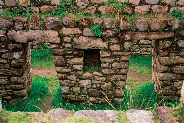 Paredes Pedra Ruínas Com Portas Casa Antiga Cidade Inca Machu — Fotografia de Stock