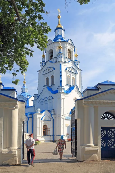 Tyumen Russland August 2018 Znamensky Kathedrale Orthodoxe Kirche Einem Sommertag — Stockfoto