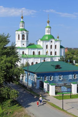 Tyumen, Rusya Federasyonu-Ağustos 14, 2018: Voznesensko-yaz öğleden sonra St. George Kilisesi