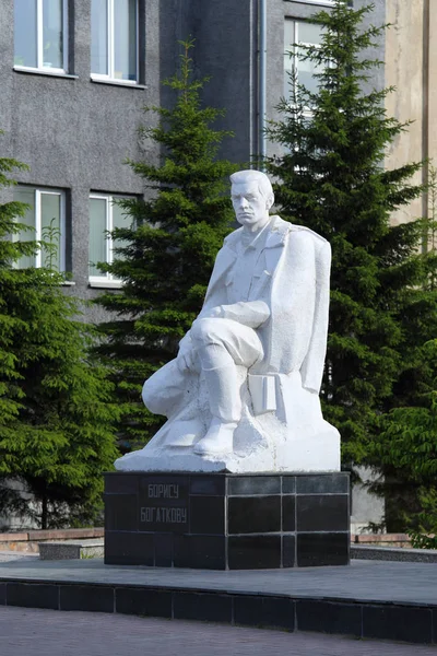 Novosibirsk Russia June 2014 Monumento Herói Grande Guerra Patriótica Poeta — Fotografia de Stock