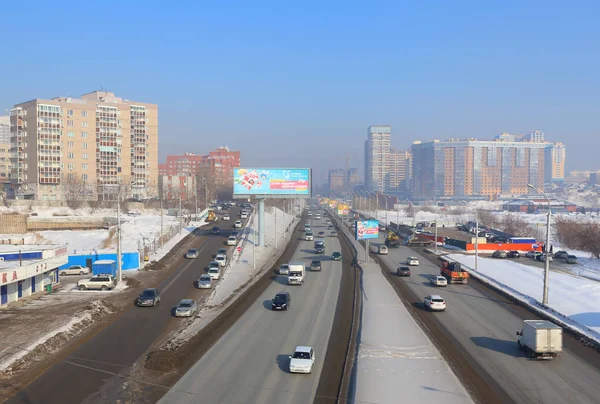 Novosibirsk Rússia Fevereiro 2016 Vista Rua Ippodromskaya Rodovia Oktyabrskaya — Fotografia de Stock