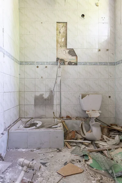 Cuarto Baño Edificio Destruido — Foto de Stock