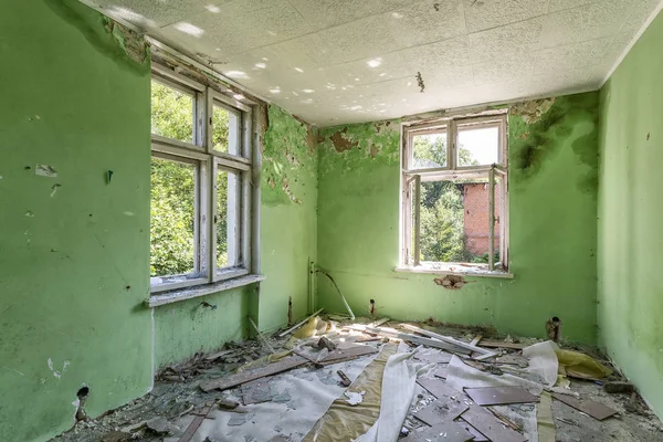 Zniszczone Pokój Wewnątrz Budynku — Zdjęcie stockowe