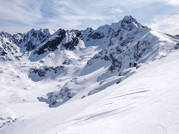 Winter landscape in the mountains — Stock Photo, Image