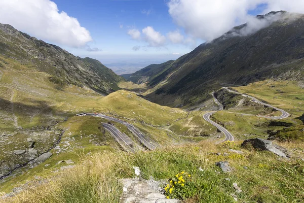 Transfagarasan - el camino de montaña más hermoso de Rumania Imagen de archivo