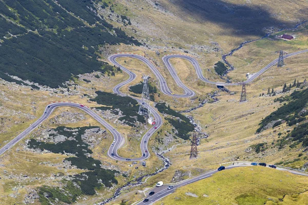 Transfagarasan - el camino de montaña más hermoso de Rumania — Foto de Stock