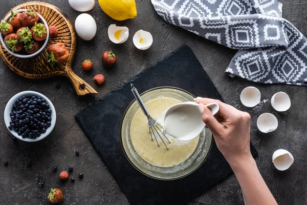 Cropped Shot Woman Making Cream Homemade Pie Dark Grey Tabletop — Stock Photo, Image