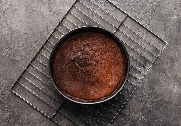 Vista Superior Delicioso Brownie Casero Superficie Gris — Foto de Stock