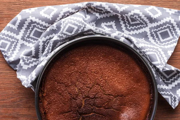 Vista Superior Delicioso Brownie Caseiro Pano Mesa Madeira — Fotografia de Stock