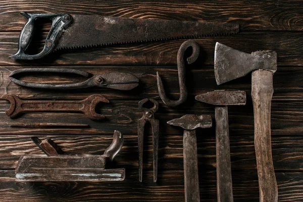 Flat Lay Assortment Vintage Rusty Carpentry Tools Wooden Surface — Stock Photo, Image