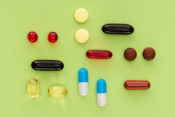 Vista Dall Alto Varie Pillole Organizzate Sfondo Verde — Foto Stock