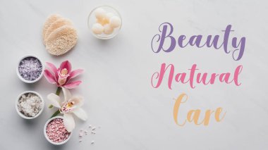 beyaz yazıt doğal sağlık ve spa aksesuarları üstten görünüm