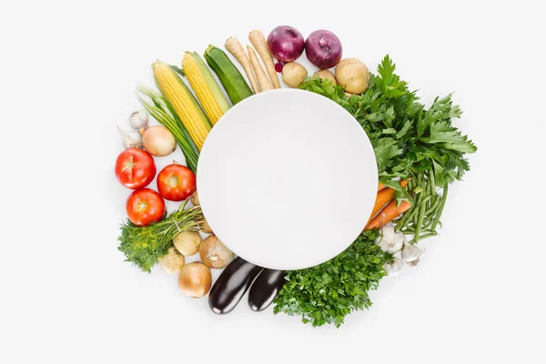 Felülnézet Élelmiszer Összetételét Őszi Betakarítás Üres Lemez Közepén Elszigetelt Fehér — Stock Fotó