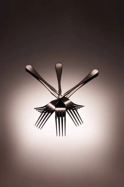 ภาพใกล ดของส อมโลหะส องแสงสะท อนบนส เทา — ภาพถ่ายสต็อกฟรี