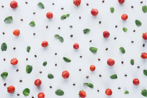 Top View Ripe Strawberries Mint Leaves Coffee Beans White Tabletop — Stock Photo, Image