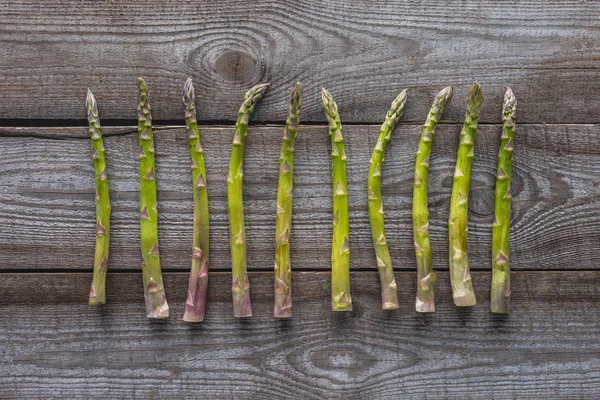Top View Green Asparagus Grey Wooden Tabletop — Stock Photo, Image
