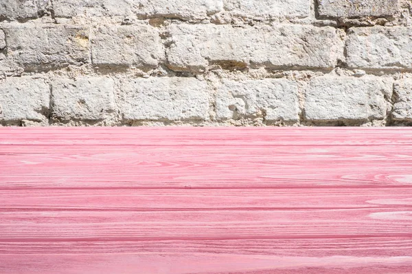 Template Pink Wooden Floor Brick Wall Background — Free Stock Photo