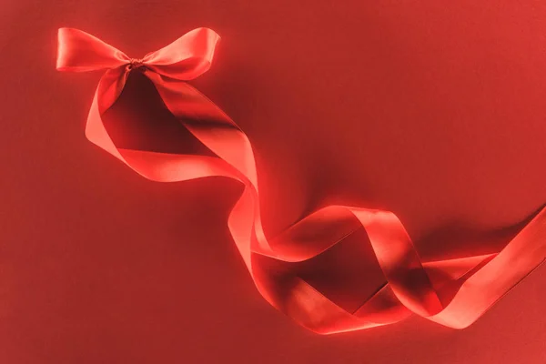 Top View Red Festive Ribbon Bow Isolated Red Valentine Day — Stock Photo, Image