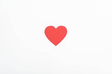 Beyaz, st Sevgililer günü kavramı izole kırmızı kalp sembolü üstten görünüm