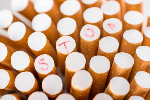 Sigara Durdurmak Sigara Konsepti Ile Atış Yukarıya Kapatmak — Stok fotoğraf