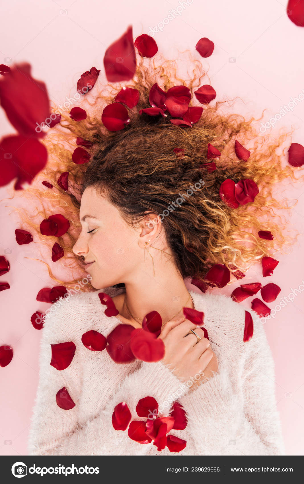 ᐈ Roses Petals Falling Stock Images Royalty Free Rose Petals Falling Pics Download On Depositphotos ᐈ Roses Petals Falling Stock Images Royalty Free Rose Petals Falling Pics Download On Depositphotos