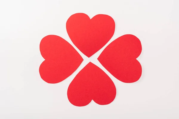 Fundo Com Cartões Papel Forma Coração Isolado Branco Valentine Conceito — Fotografia de Stock