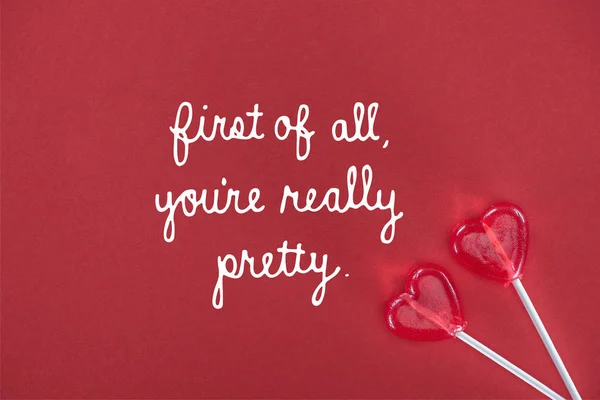 첫째로 모두의 당신은 발렌타인 개념와 배경에 모양의 사탕의 — 스톡 사진