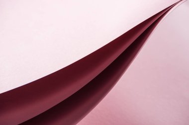 boş ve renkli kağıda kopya alanı ile pembe arka plan üzerinde 