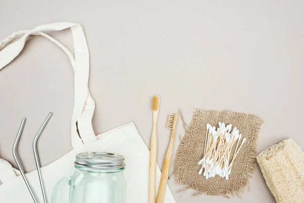 Wooden Toothbrushes Reusable Stainless Steel Straws Sackcloth Organic Loofah Cotton — Stock Photo, Image