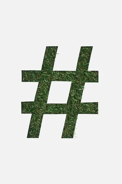 Vista Superior Del Letrero Hashtag Recortado Sobre Fondo Hierba Verde —  Fotos de Stock