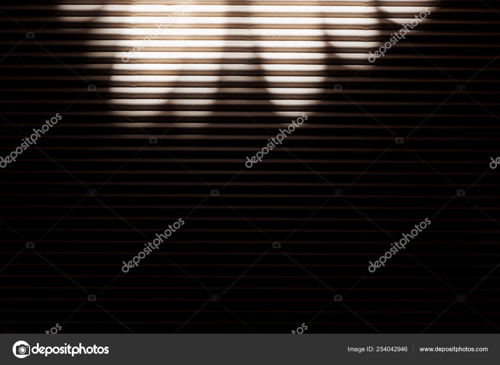 暗闇の中写真素材 ロイヤリティフリー暗闇の中画像 Depositphotos