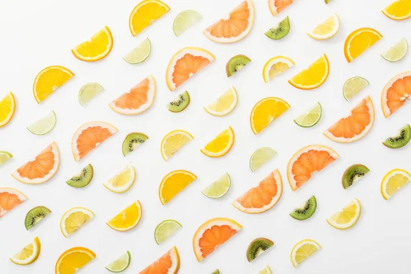 Flat Lay Juicy Cut Fruits White Surface — Stock Photo, Image