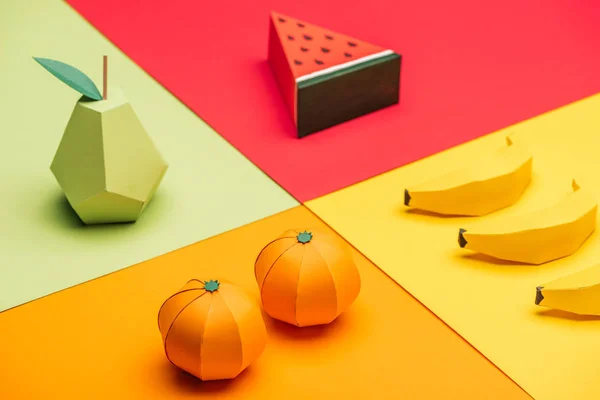 Origami Meloun Hrušeň Tangerinky Banány Barevném Papíře — Stock fotografie