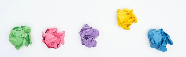Panoramabild Färgglada Skrynkliga Papper Bollar Isolerade Vitt Lösnings Koncept — Stockfoto