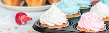cupcake tepside renkli lezzetli cupcakes panoramik çekim