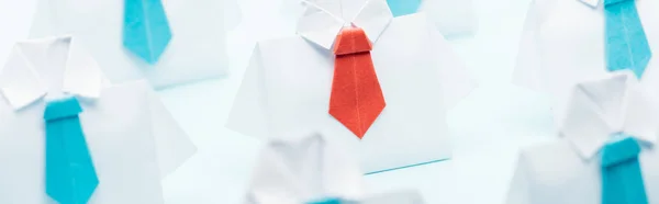 Panoramic Shot Origami White Shirts Blue Ties One Red Think — Stock Photo, Image