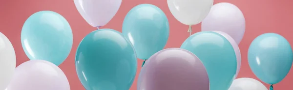 Veelkleurige Partij Decoratieve Ballonnen Roze Achtergrond Panoramische Schot — Stockfoto