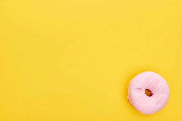 Top View Tasty Pink Glazed Doughnut Bright Yellow Background — Stock Photo, Image