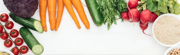 Nejlepší Pohled Chutnou Zeleninu Dřevěném Bílém Stole Prostorem Pro Kopírování — Stock fotografie