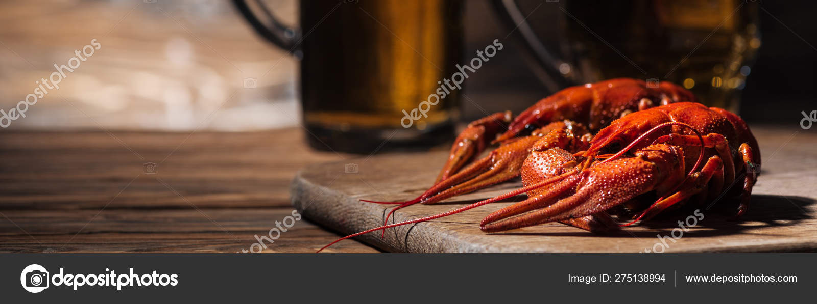 Panoramic Shot Red Lobsters Glasses Beer Wooden Surface — Stock Photo