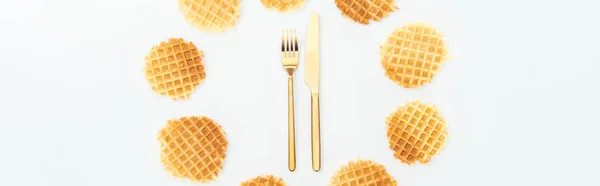 Panoramic Shot Waffle Circle Cutlery Middle Isolated White — Stock Photo, Image