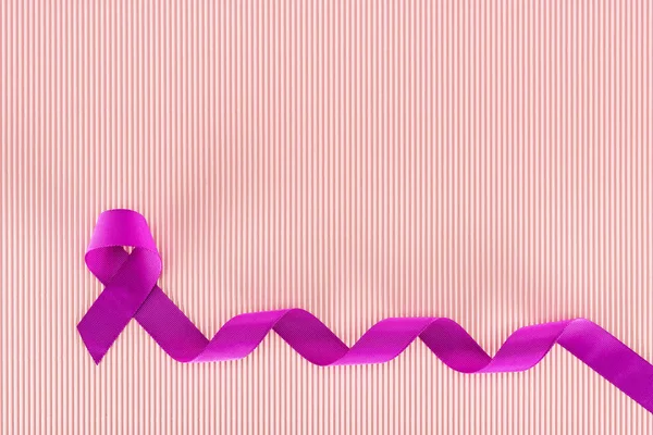 Top View Purple Ribbon Pink Texture Background — Stock Photo, Image