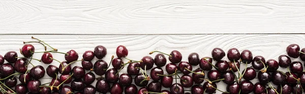 Panoramic Shot Fresh Sweet Red Ripe Cherries Droplets Wooden Surface — Stock Photo, Image